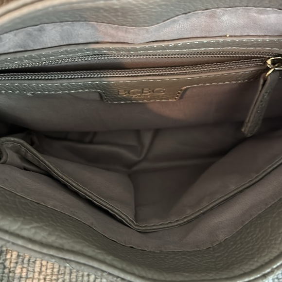 Cutest purse for any occasion - Picture 4 of 6